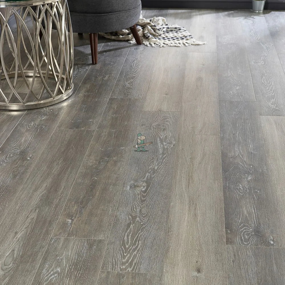 Lakeside Oak Click LVT – image 1