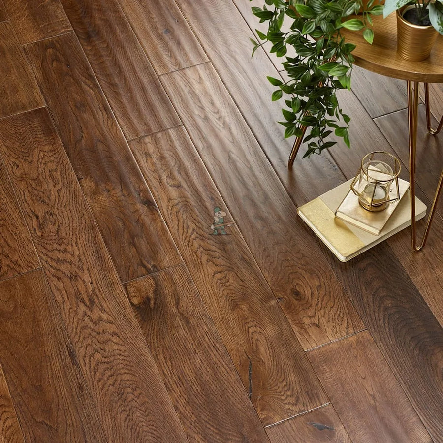 Coffee Oak Hand Scraped 125mm Solid Plank – image 1