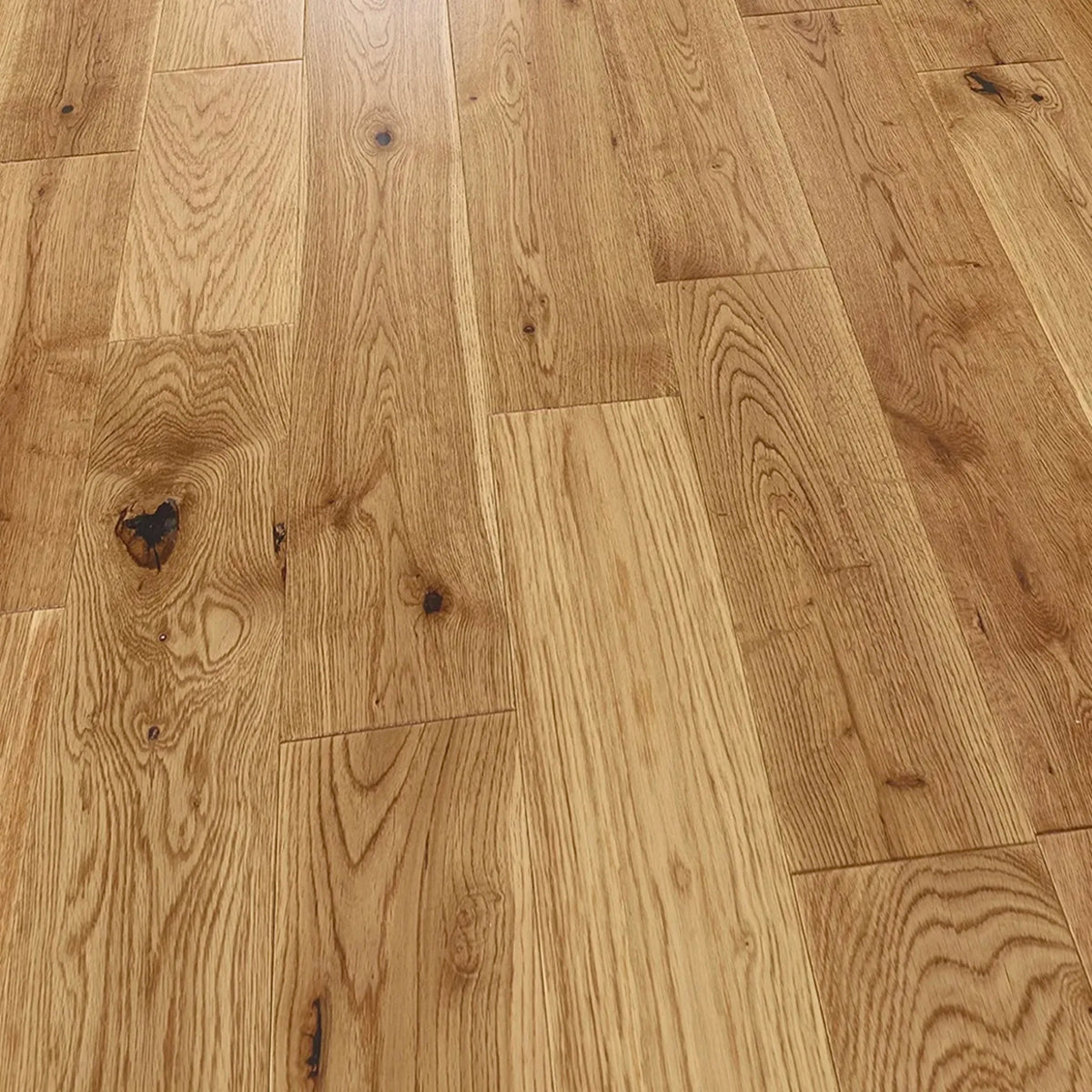 Natural Lacquered Oak 125mm Solid Plank – image 2