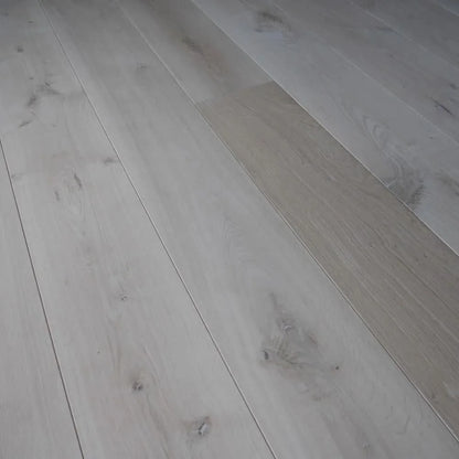 Unfinished Oak 190mm Engineered Plank – image 1