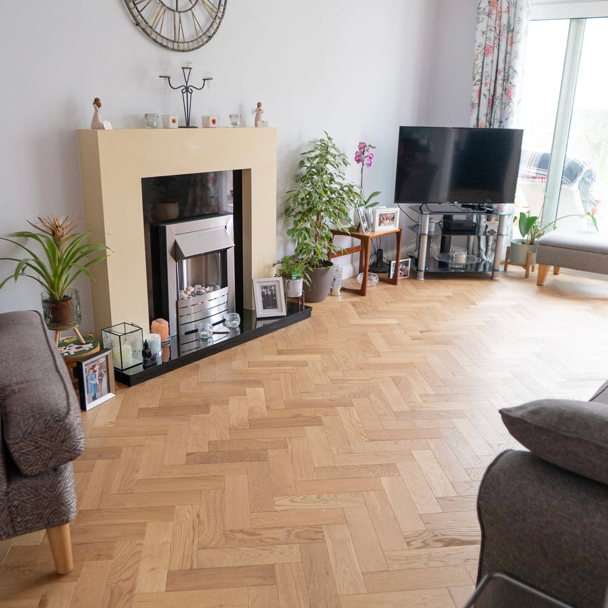 Meadow Oak 80mm Engineered Herringbone – image 1