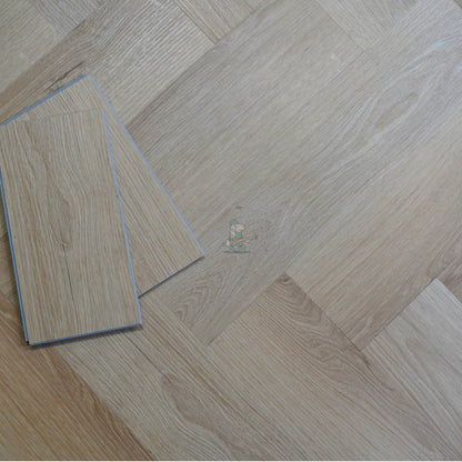 Classic Oak Herringbone Click LVT – image 4