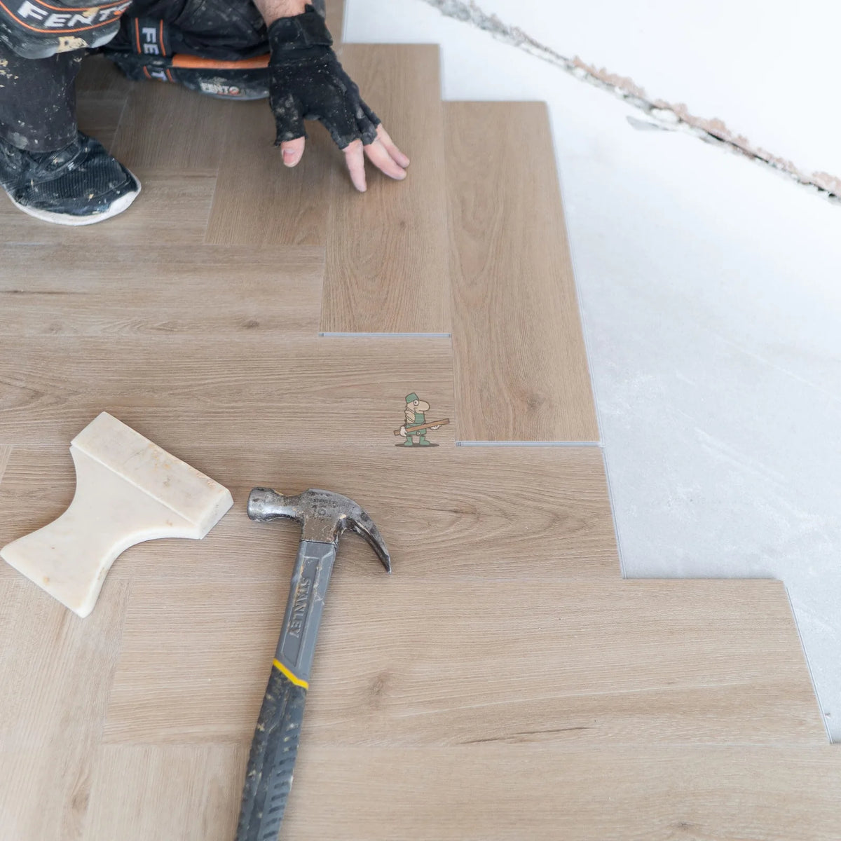 Nevada Ash Herringbone Click LVT – image 8