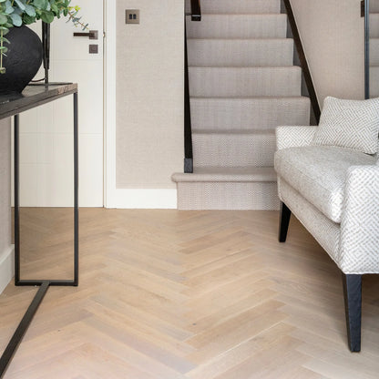 Infused White Oak 90mm Engineered Herringbone – image 3