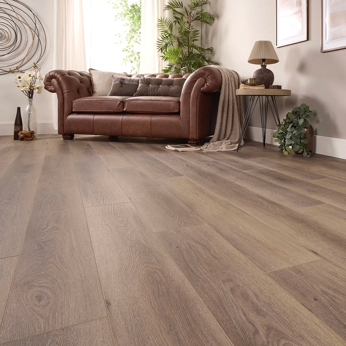 Aragon Oak Glue Down LVT – image 3