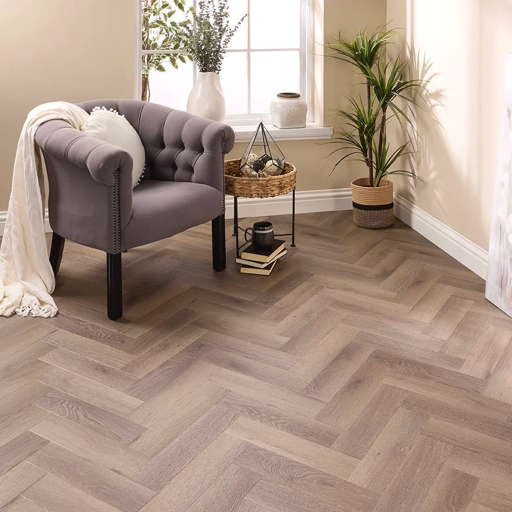 Aragon Oak Herringbone Glue Down LVT – image 3