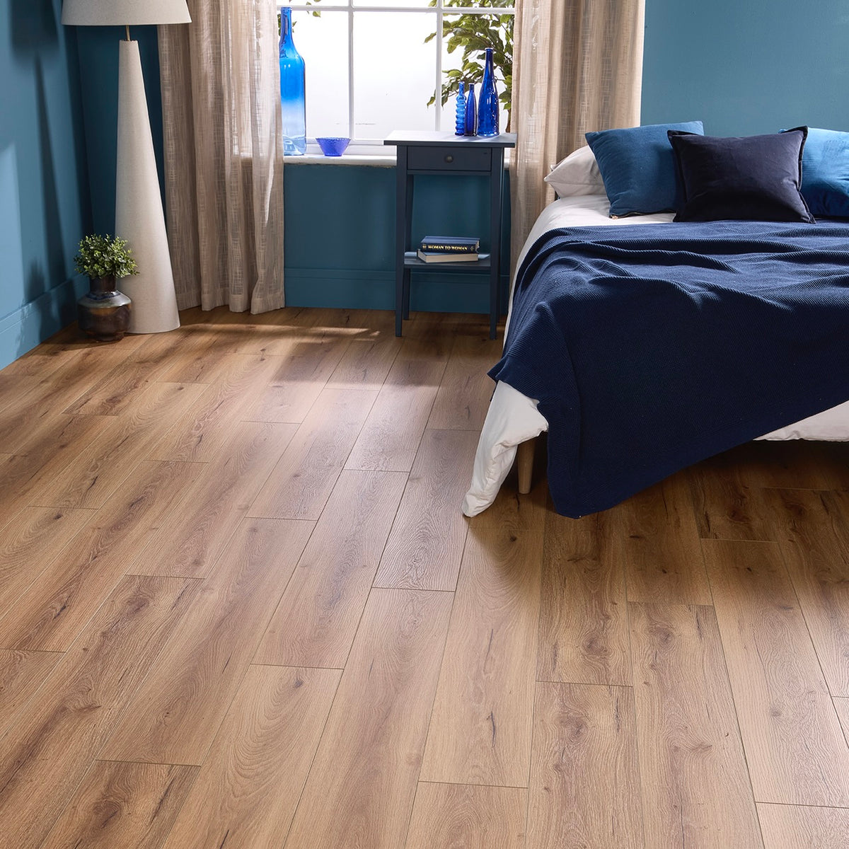 Madrid Oak Glue Down LVT – image 3