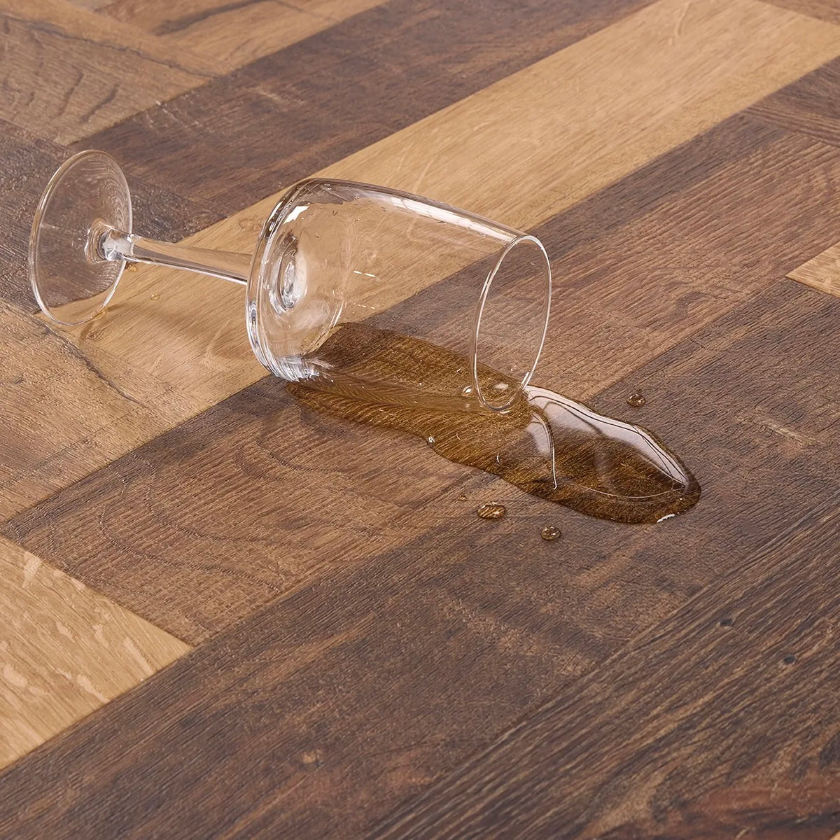 Salamanca Oak Herringbone Glue Down LVT – image 2