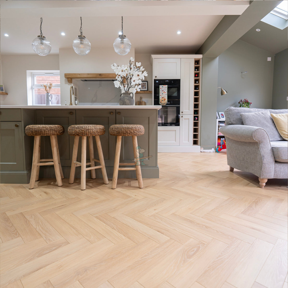 Coastal Oak Herringbone 12mm Laminate – image 6