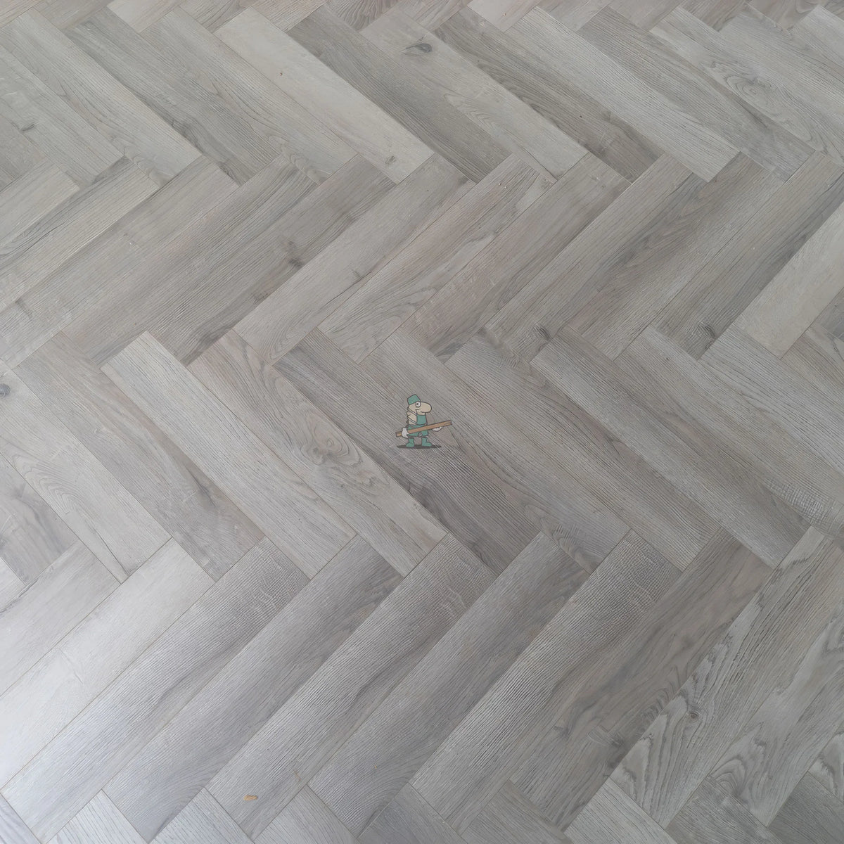 Castle Grey Oak Herringbone 12mm Laminate – image 4
