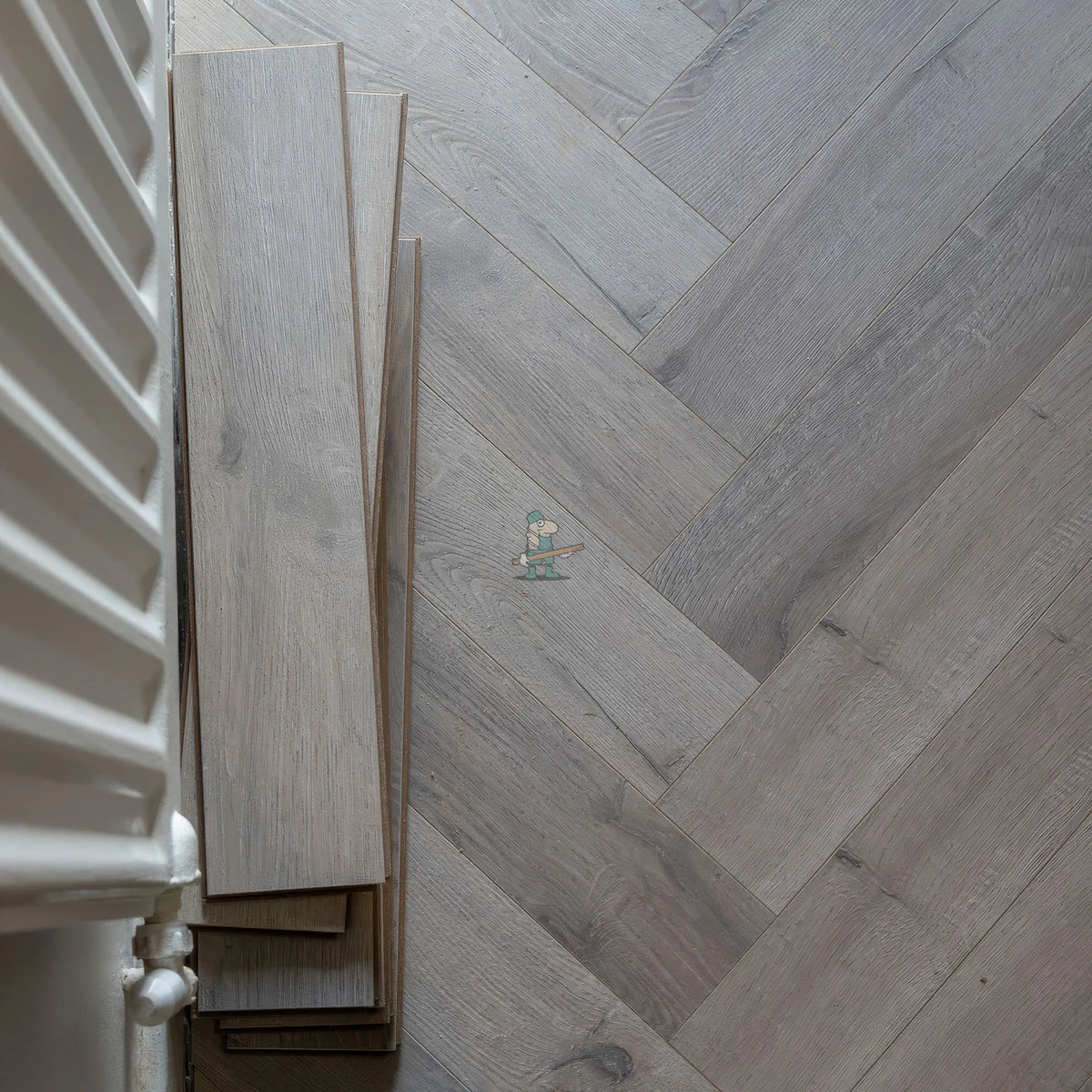 Castle Grey Oak Herringbone 12mm Laminate – image 9