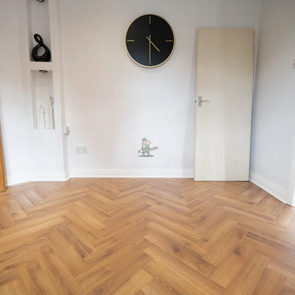 Regency Oak Herringbone 12mm Laminate – image 10