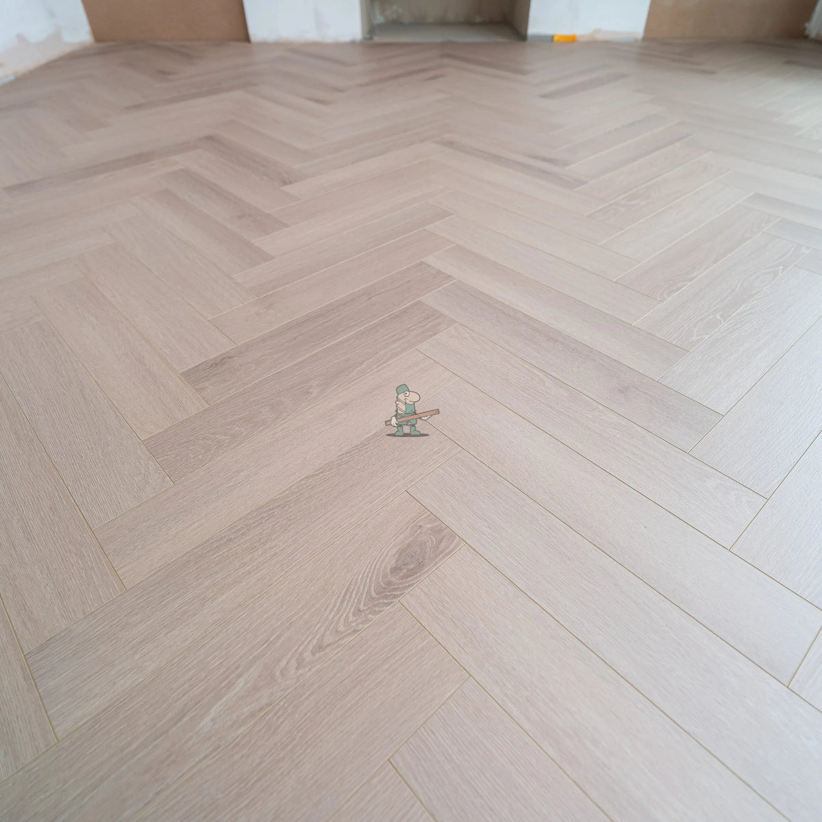 Pearl Oak Herringbone 12mm Laminate – image 9