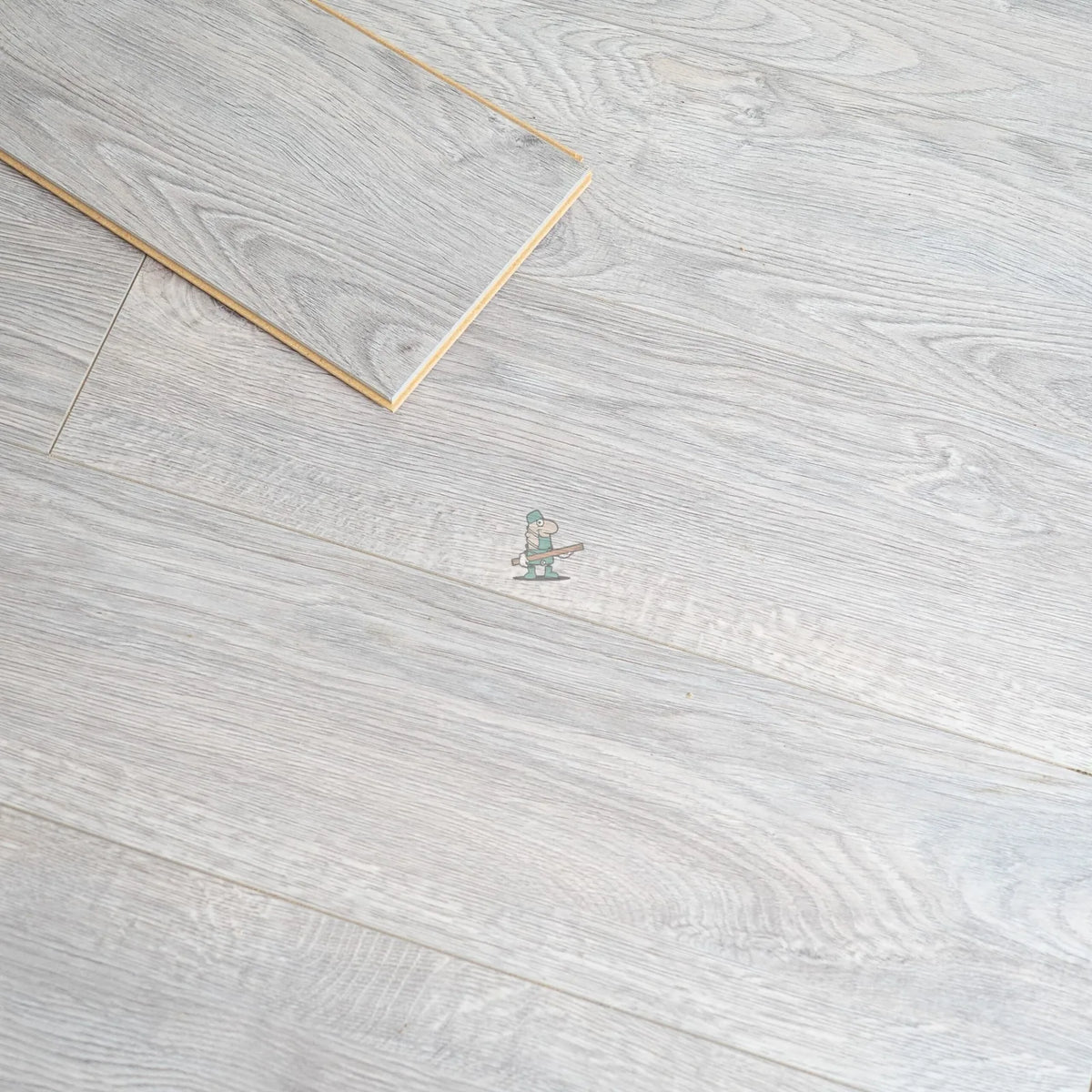 Porcini Oak 12mm Laminate – image 12