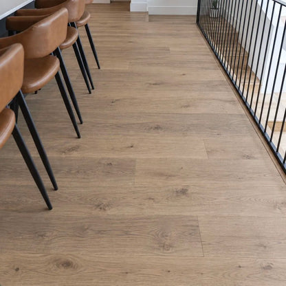 Oatfield Oak 190mm Engineered Plank – image 3
