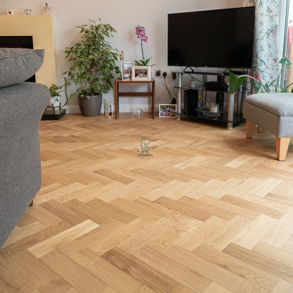 Meadow Oak 80mm Engineered Herringbone – image 3