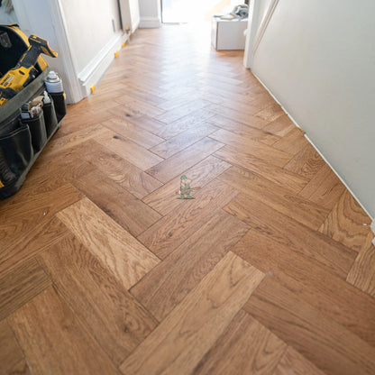 Golden Oak Hand Scraped 90mm Engineered Herringbone – image 8