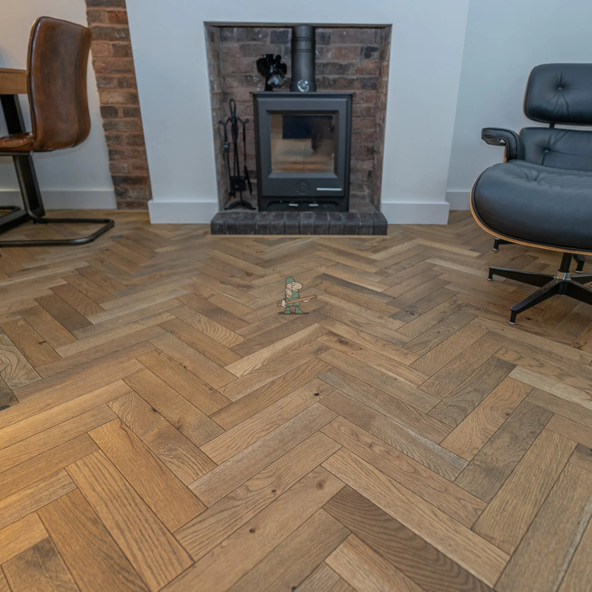 Worn Antique Oak 70mm Engineered Herringbone – image 8