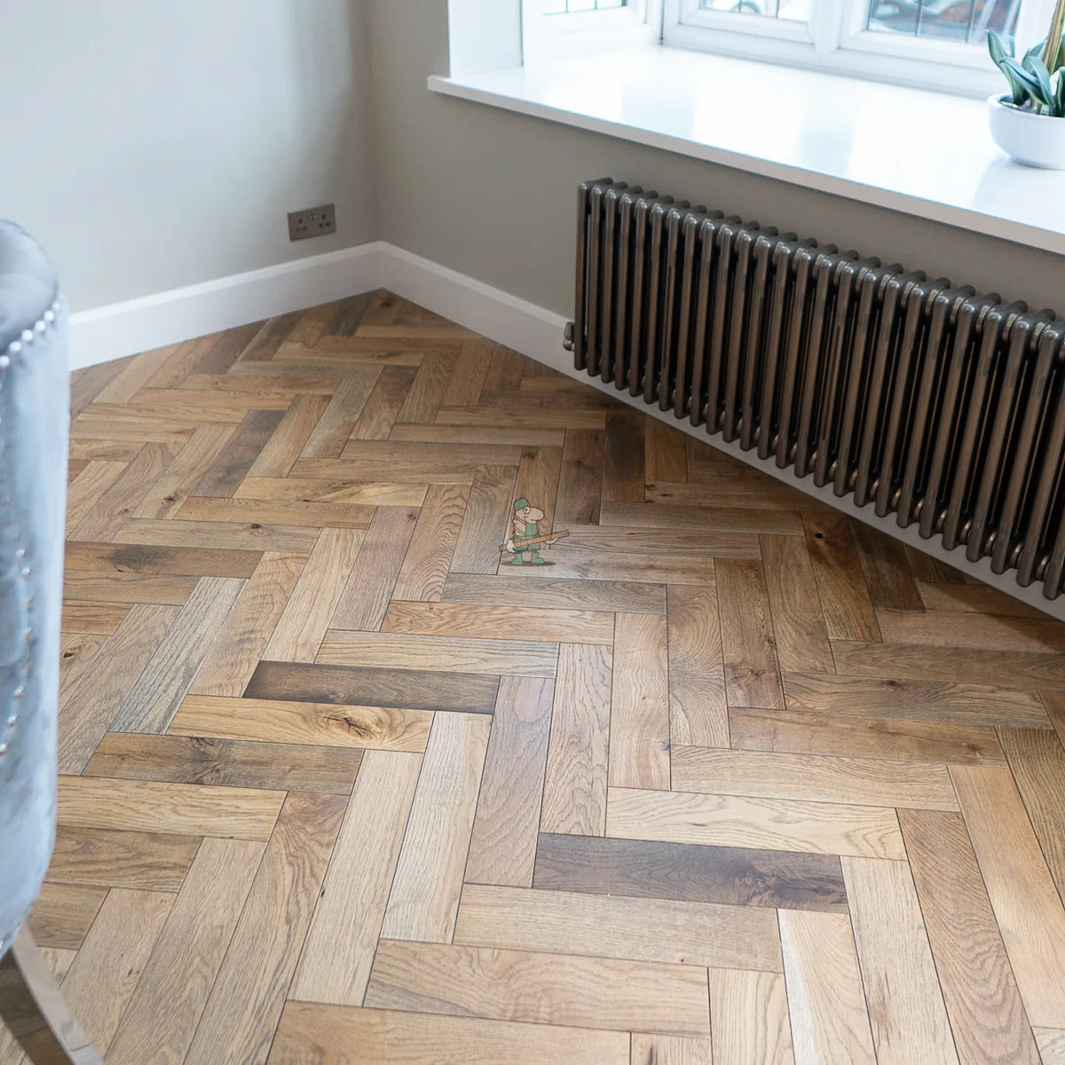 Worn Antique Oak 70mm Engineered Herringbone – image 12