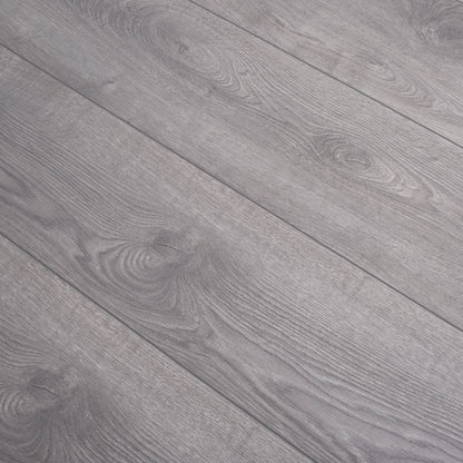 Owlet Oak 12mm Laminate – image 2