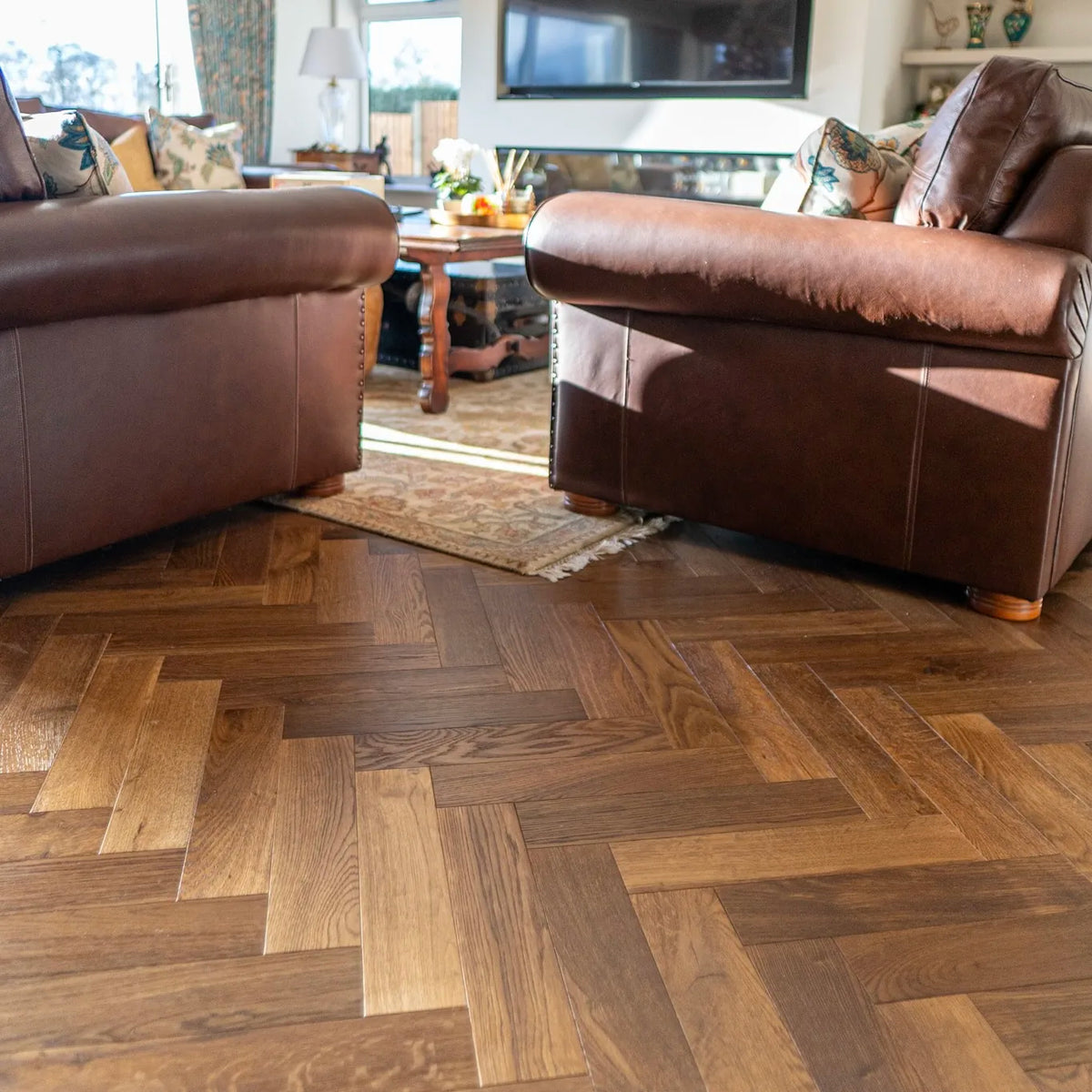 Double Smoked Oak 90mm Engineered Herringbone – image 1