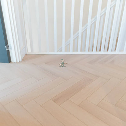 Linen Oak Herringbone 12mm Laminate – image 10