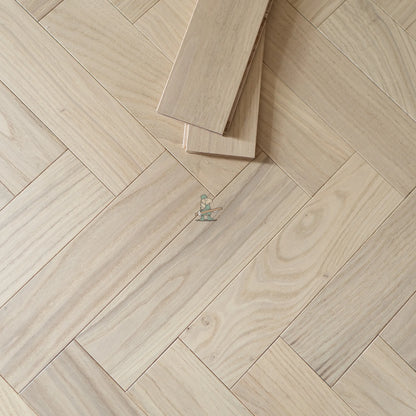 Fairlight Oak 80mm Engineered Herringbone – image 2