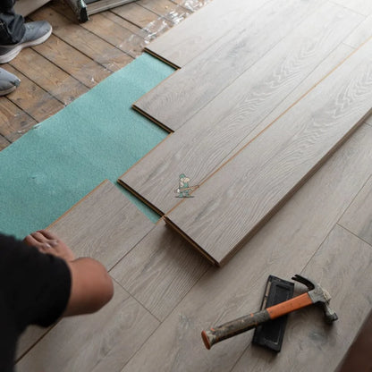 Weathered White Oak 12mm Laminate – image 7