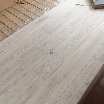 Weathered White Oak 12mm Laminate – image 11