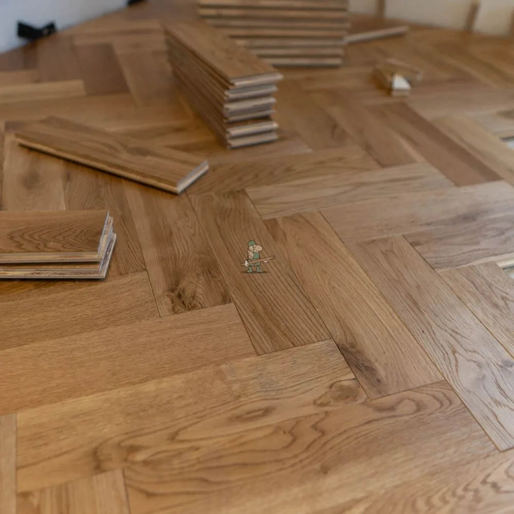 Natural Brushed Oak 90mm Engineered Herringbone, 18/4mm – image 11