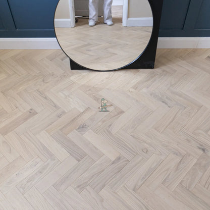Fairlight Oak 80mm Engineered Herringbone – image 9