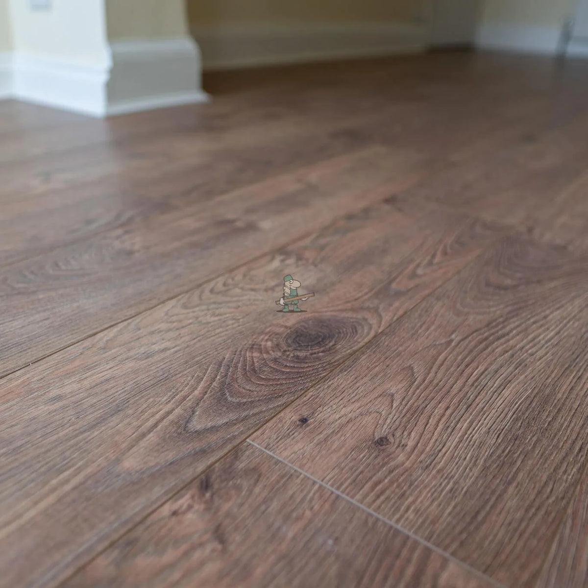 Chestnut Oak 12mm Laminate – image 4
