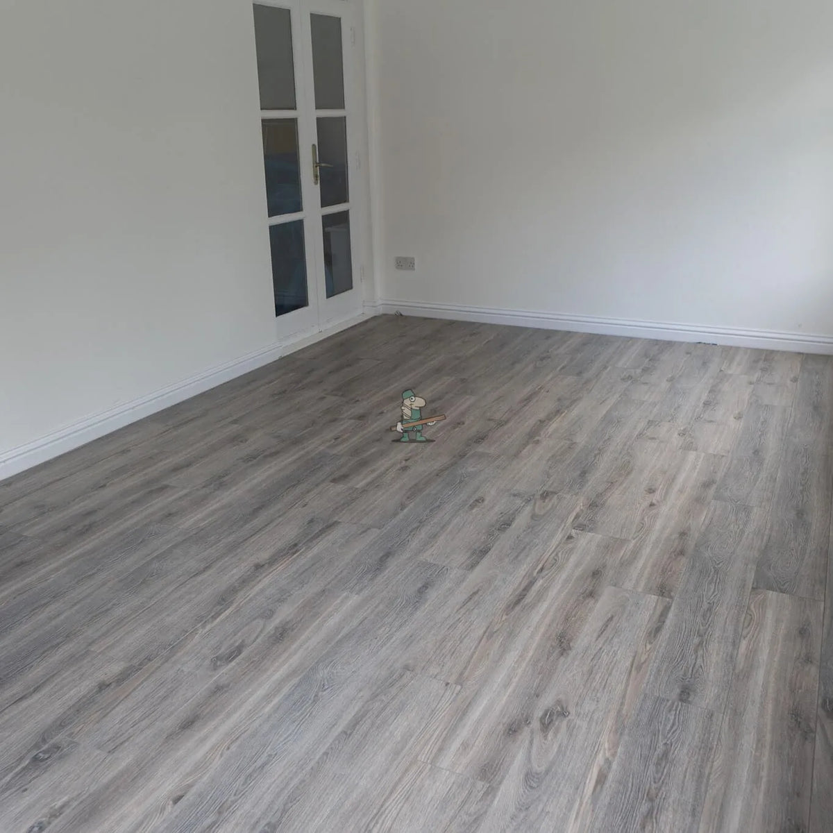 Tornado Grey Oak 12mm Laminate – image 6