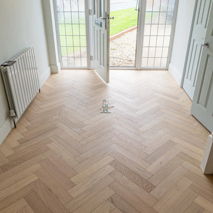 Shore Drift Oak 90mm Engineered Herringbone – image 8