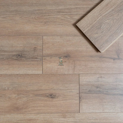 Caribbean Oak 12mm Laminate – image 2