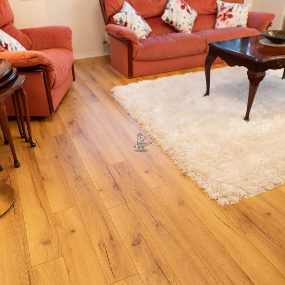 Embossed Natural Oak 12mm Laminate – image 6