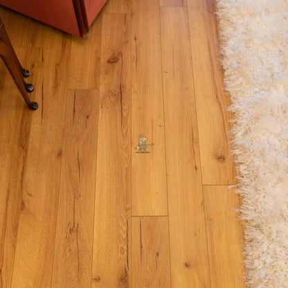 Embossed Natural Oak 12mm Laminate – image 2