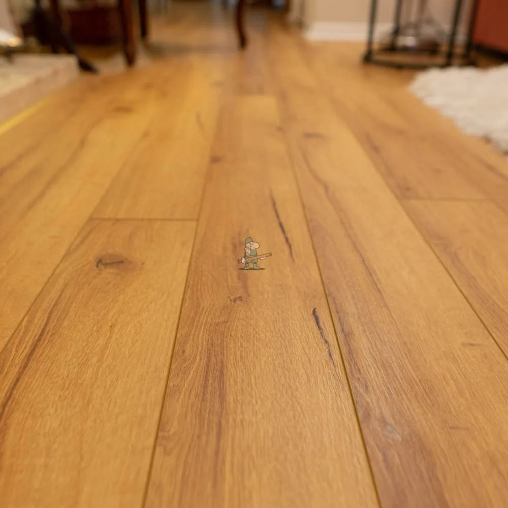 Embossed Natural Oak 12mm Laminate – image 13