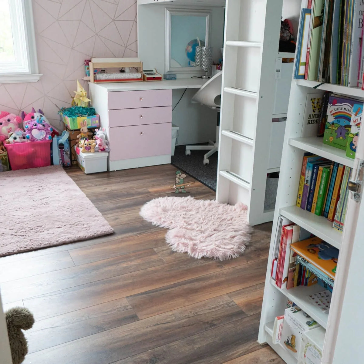 Rustic Oak 12mm Laminate – image 9