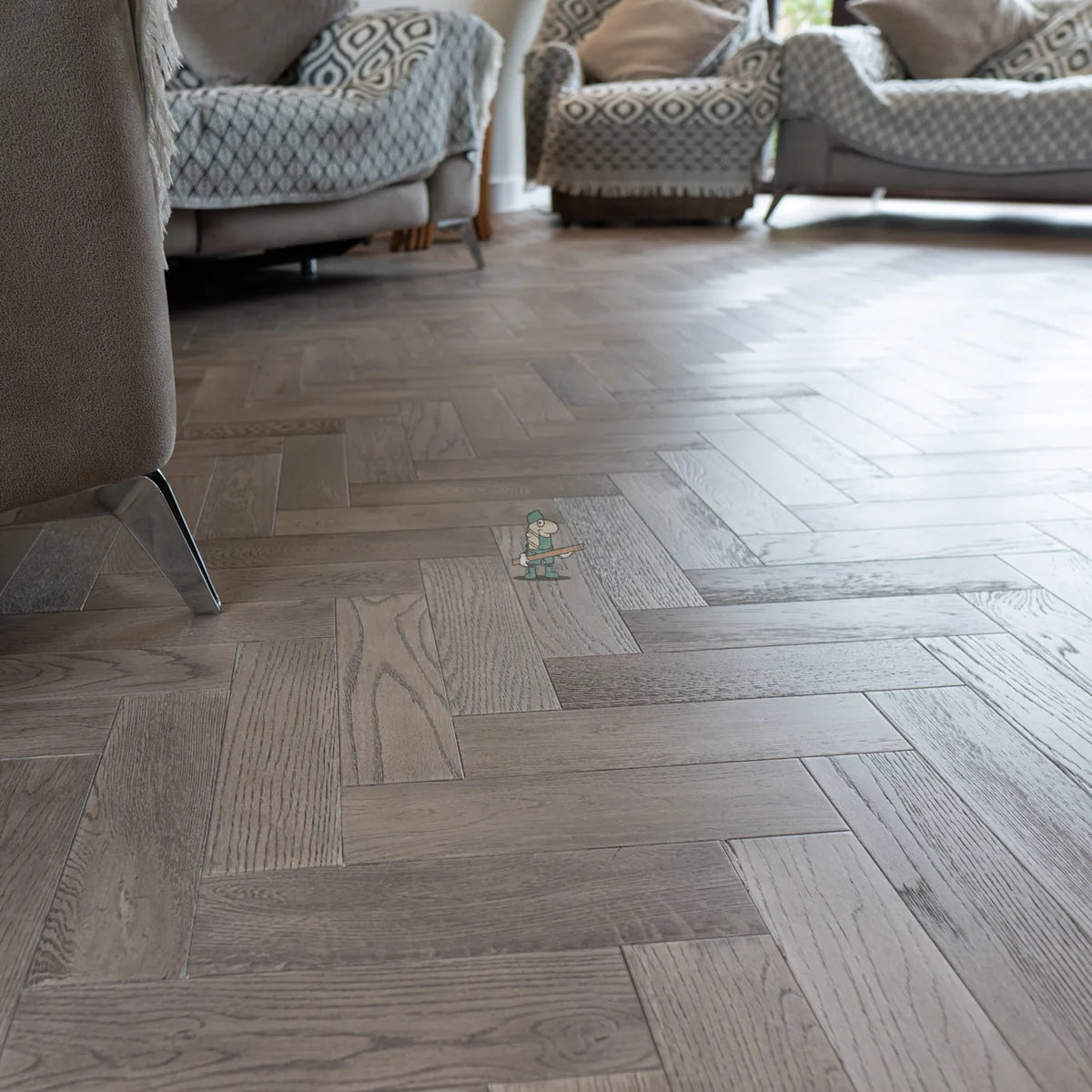 Sterling Silver Oak 80mm Engineered Herringbone – close-up of the surface (2)