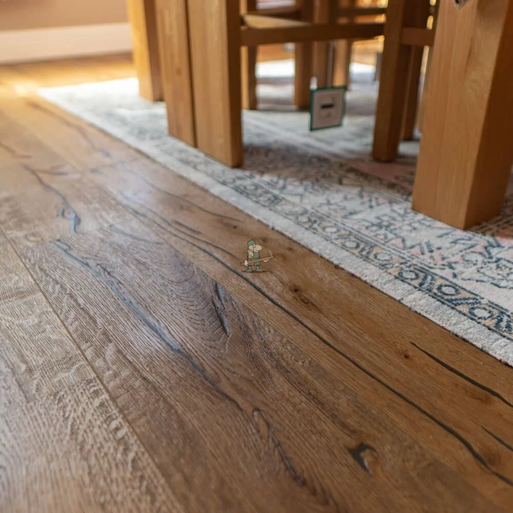 Medium Oak Distressed 190mm Engineered Plank – image 8