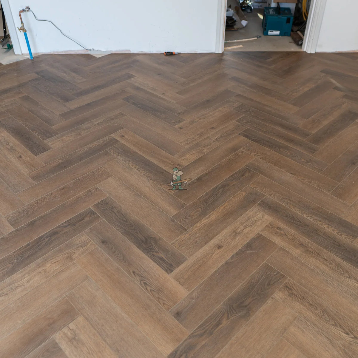 Caramel Oak Herringbone Click LVT – room setting (4)