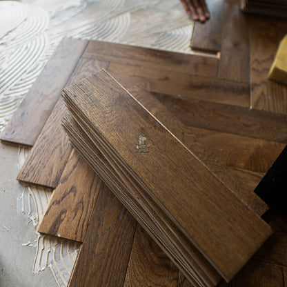 Deep Smoked Oak 90mm Engineered Herringbone – image 2