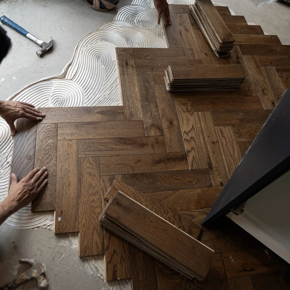 Deep Smoked Oak 90mm Engineered Herringbone – image 1