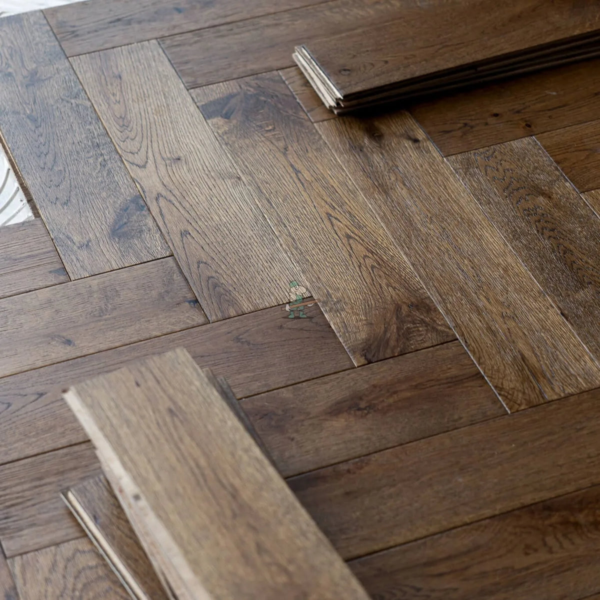 Deep Smoked Oak 90mm Engineered Herringbone – image 5