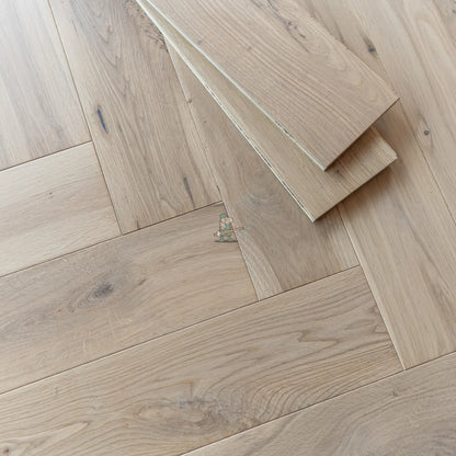 Barewood Oak 125mm Engineered Herringbone – image 2