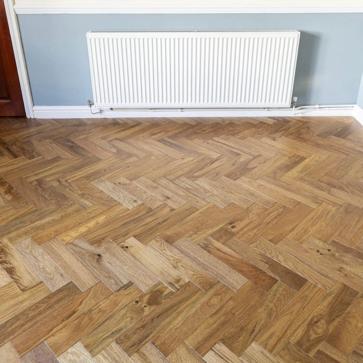 Golden Wheat Oak 90mm Engineered Herringbone – image 12