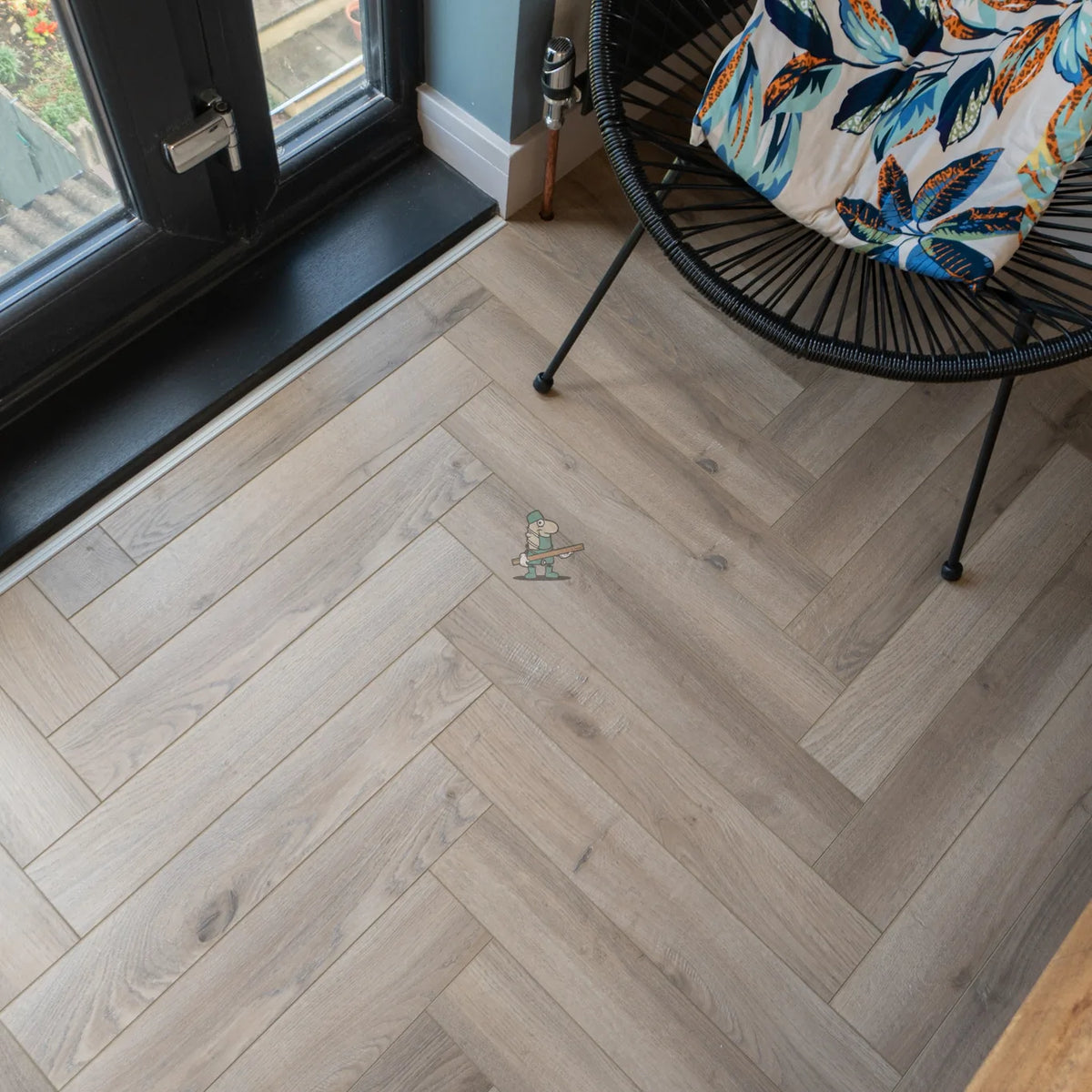 Grey Beige Oak Herringbone 12mm Laminate – image 8