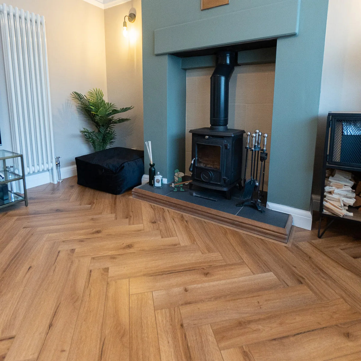 Smoked Oak Herringbone 12mm Laminate – image 9