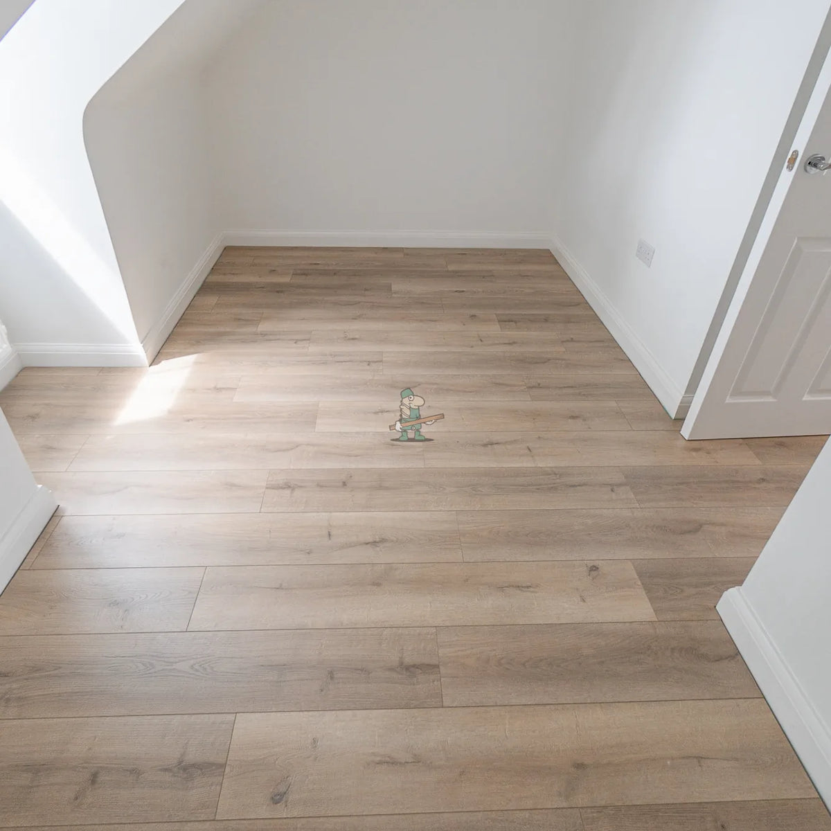 Grey Beige Oak 12mm Laminate – image 10